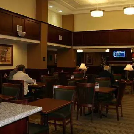 Hampton Inn & Suites Norfolk-Airport 